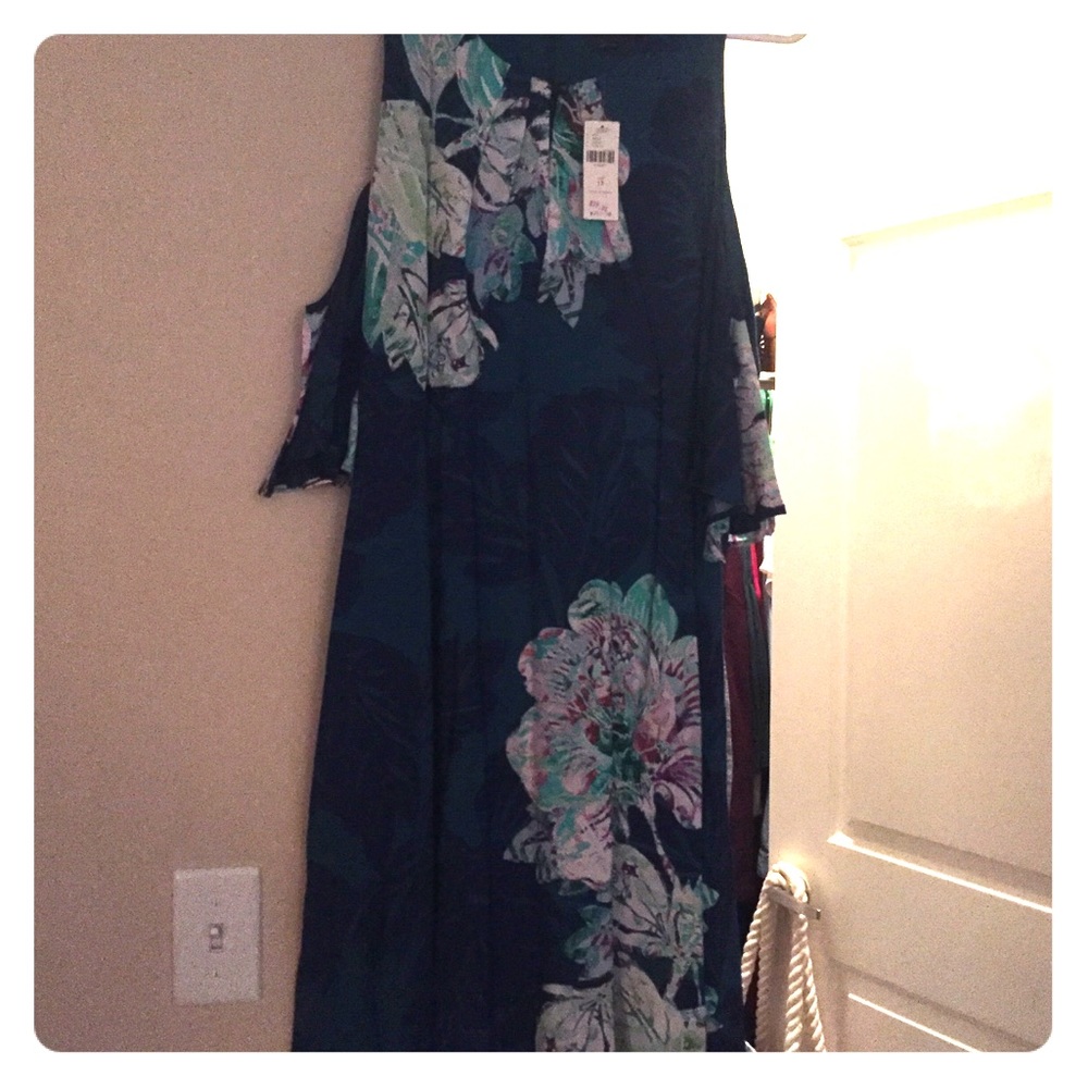 Floral Anthropologie Dress 🌺